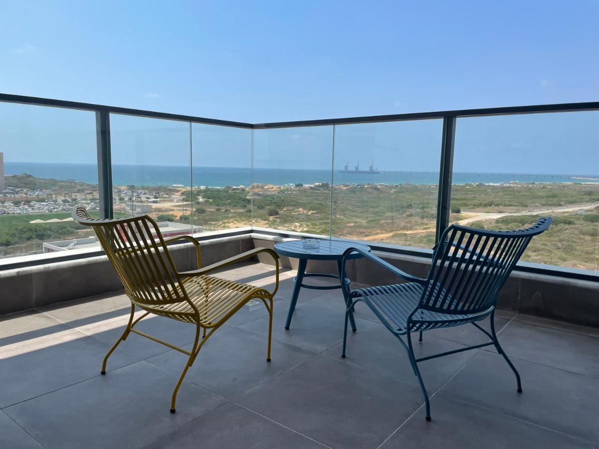 גבעת אולגה #דירת יוקרה על הים Sunset Beach Apartment# מראה חיצוני תמונה