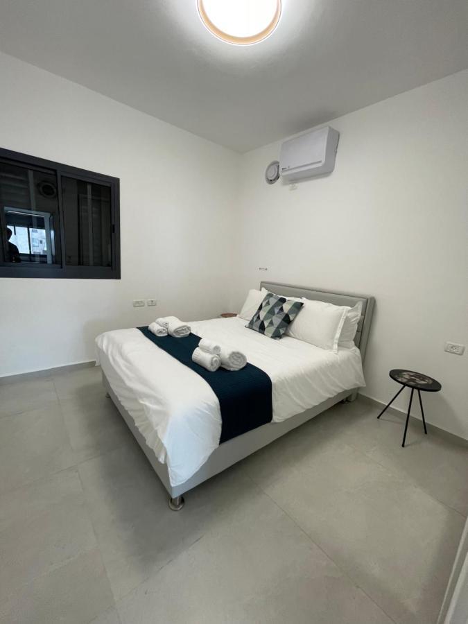 גבעת אולגה #דירת יוקרה על הים Sunset Beach Apartment# מראה חיצוני תמונה